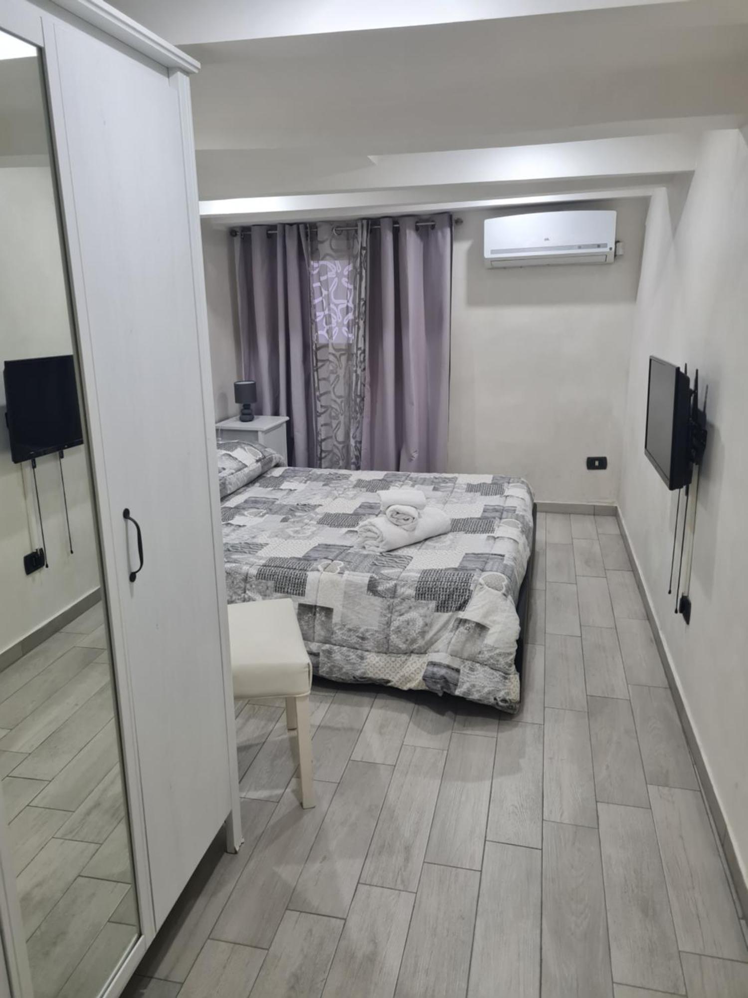 Apartamento Che Casa! Nápoles Exterior foto